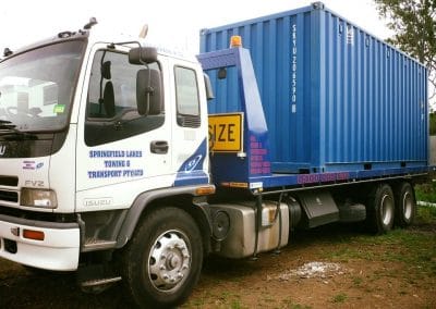 towing-blue-containers