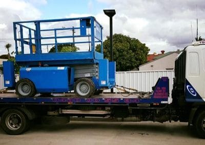 towing-sizzor-lifts-worksite